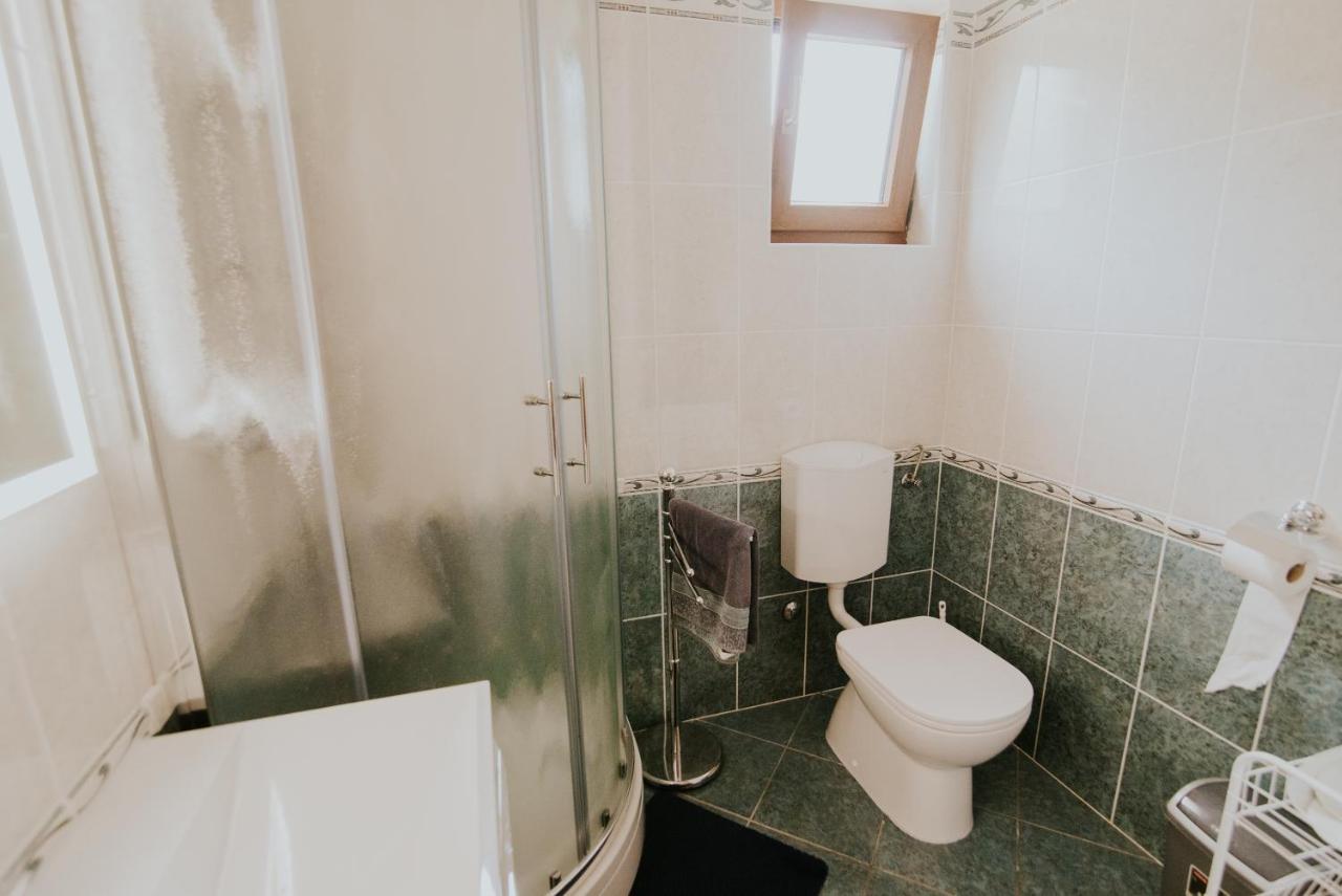 Villa Daisy Tar-Vabriga Extérieur photo
